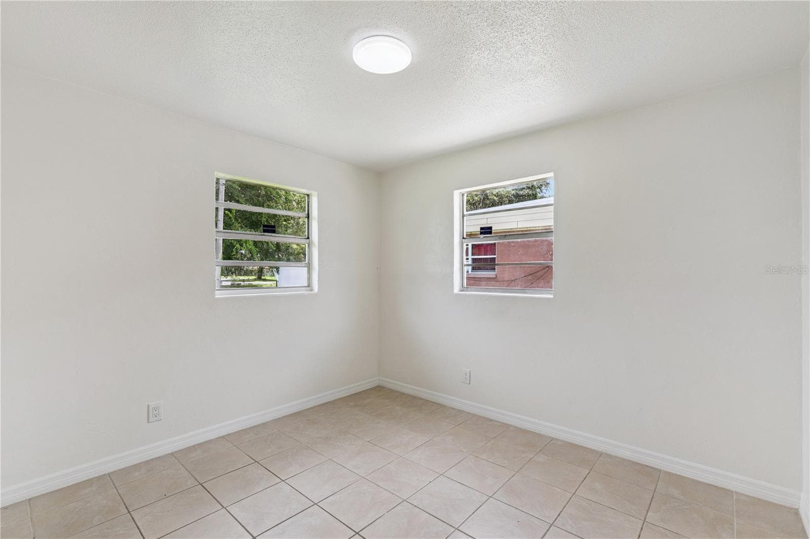 Bedroom 3 - 875 LOOMIS AVE, DAYTONA BEACH
