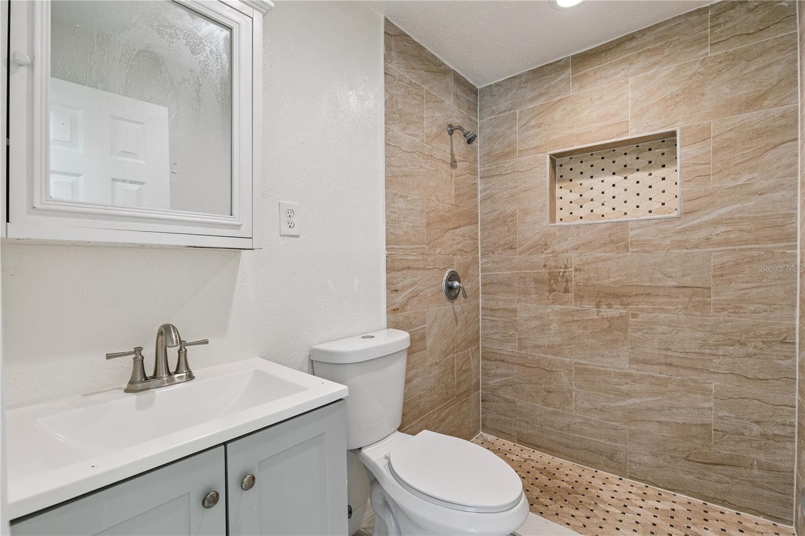 Bathroom with Walk-In Shower - 875 LOOMIS AVE, DAYTONA BEACH
