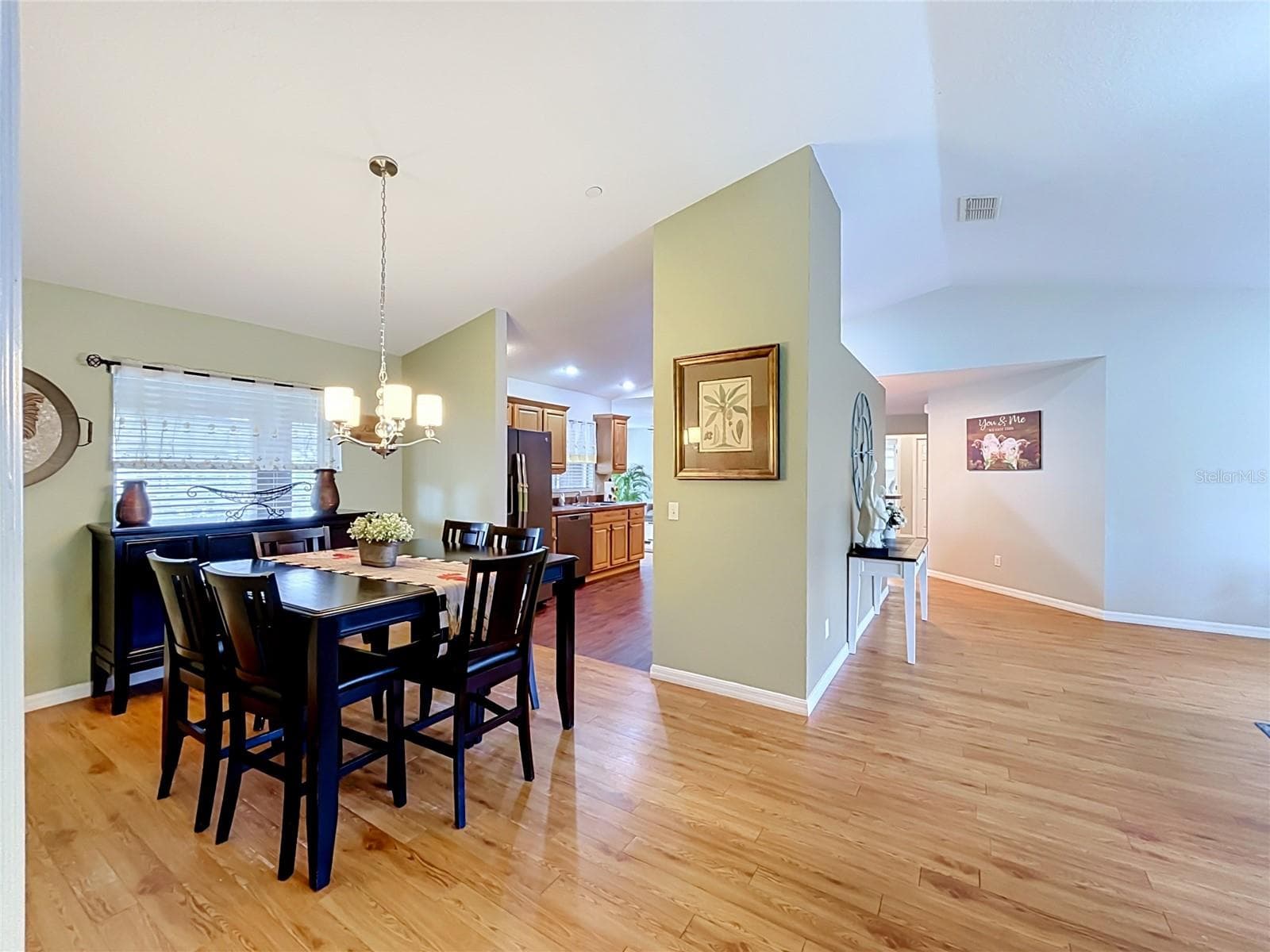 Separate dining area. - 18030 BAYAMON AVE, POLK CITY