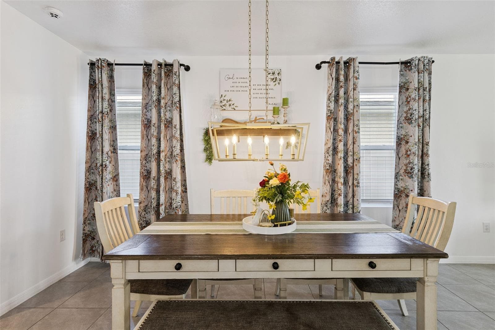 Single Family Residence at 3676 SUNGROVE CIR, SANFORD, photo 14 of 47