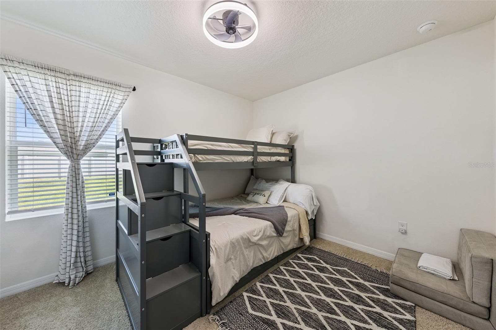 Single Family Residence at 3676 SUNGROVE CIR, SANFORD, photo 18 of 47