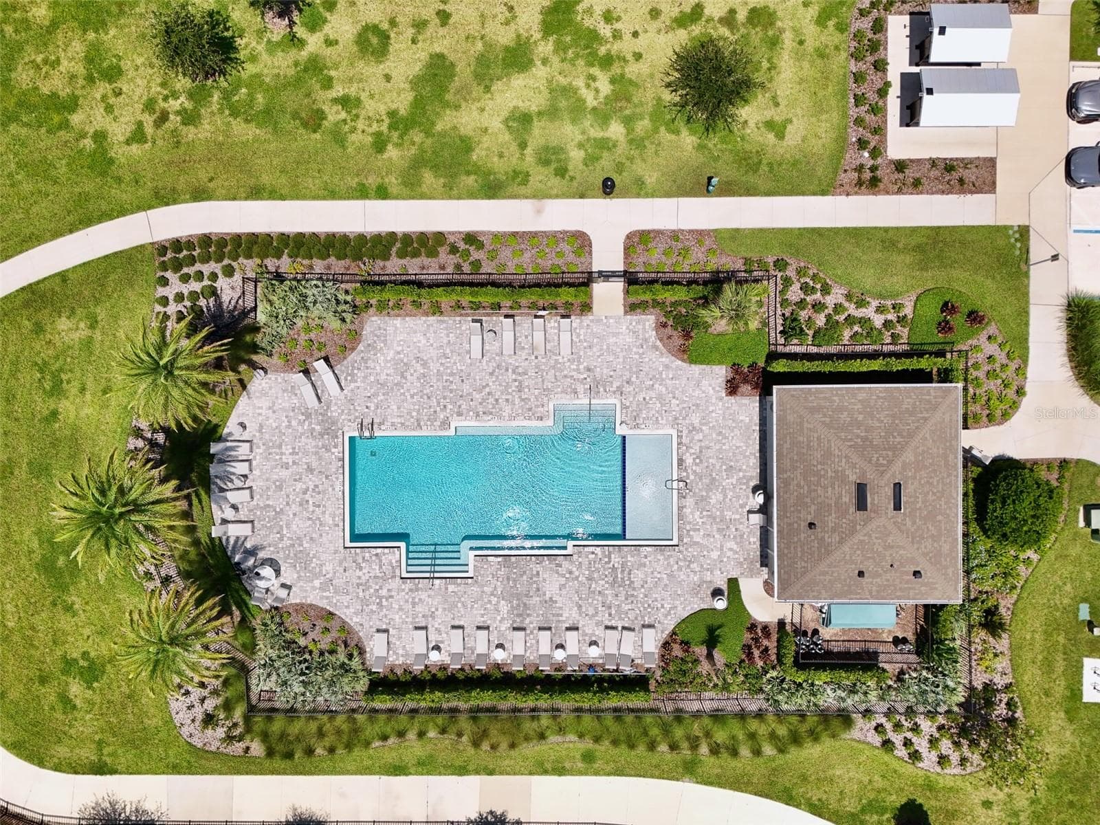 Community Pool beside walking trail - 5356 HAYLOFT DR, APOPKA