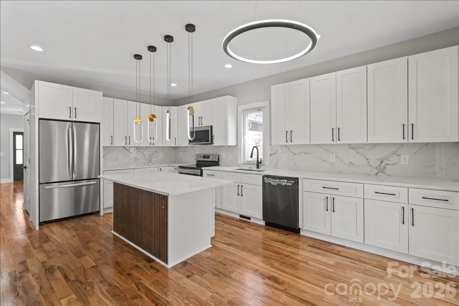 kitchen dining - 543 30th Avenue NW, Hickory