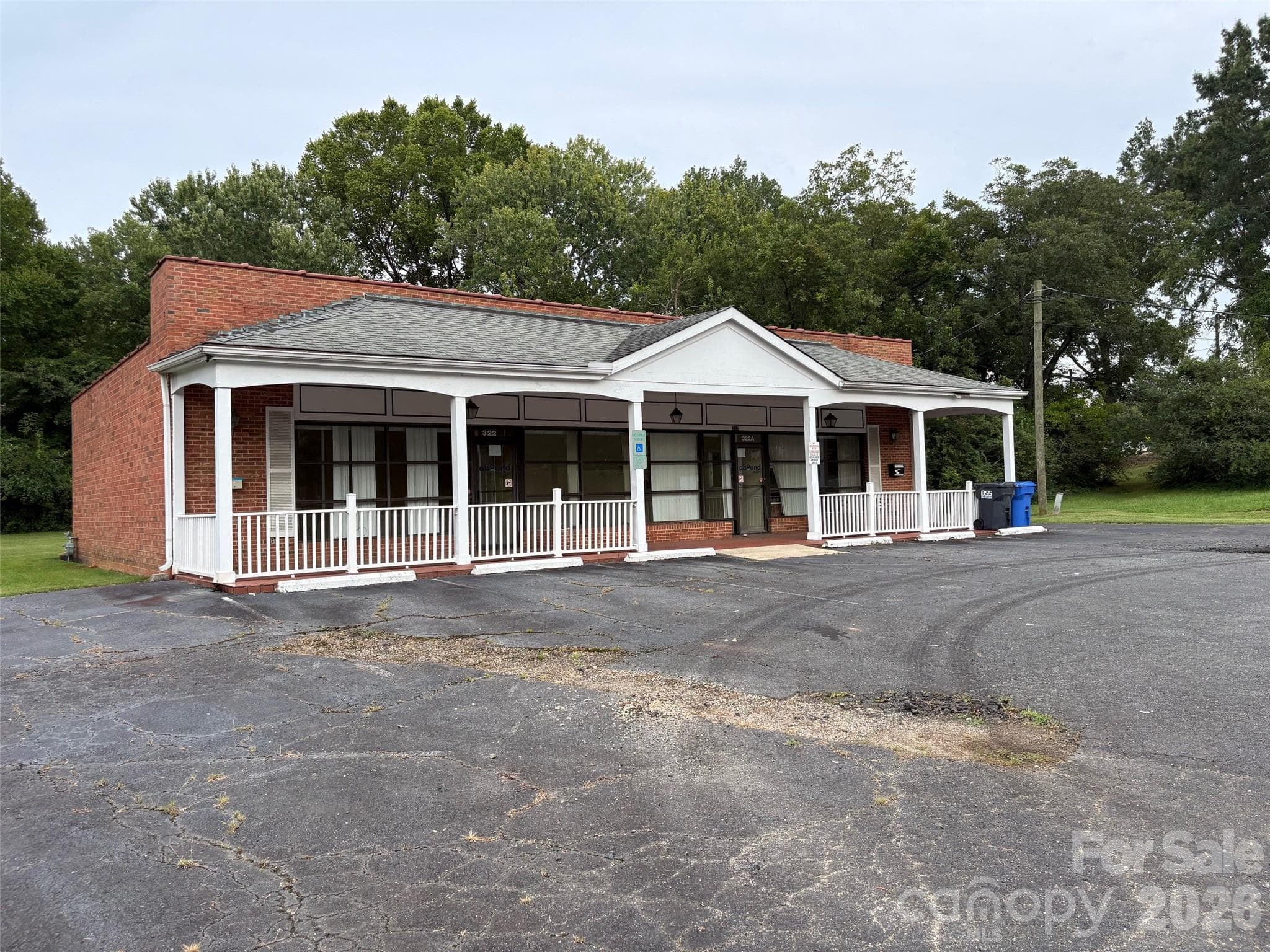 322 E Statesville Avenue