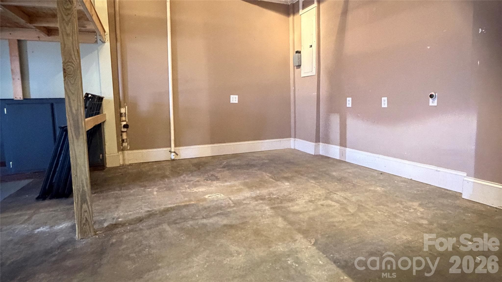 Office/Storage - 1707 N Post Road, Shelby