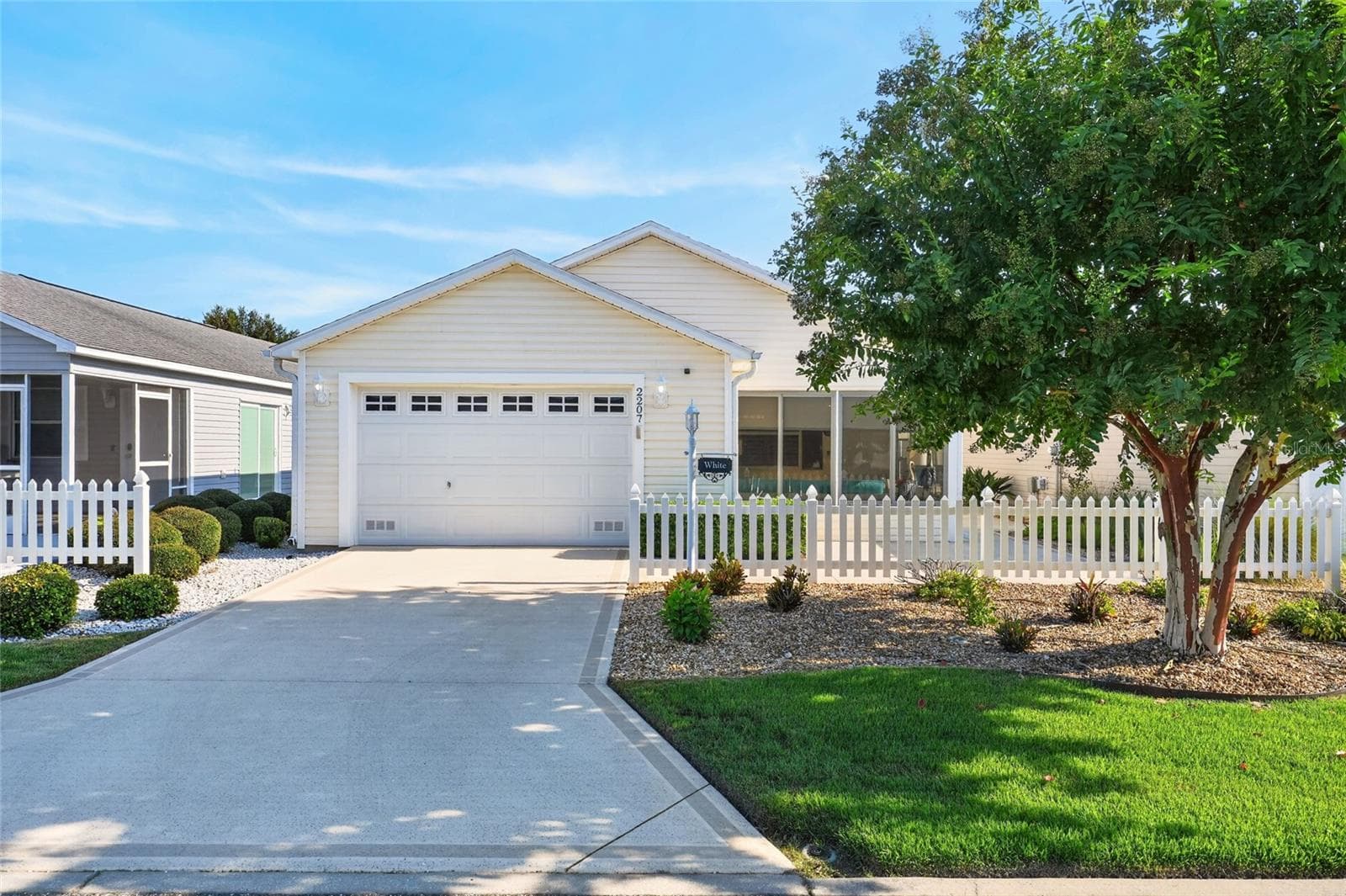 Villa at 2207 JETTA WAY, THE VILLAGES, photo 2 of 68