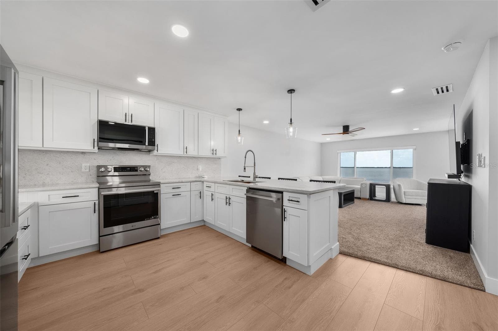 KITCHEN - 4800 GULF OF MEXICO DR #PH 3, LONGBOAT KEY