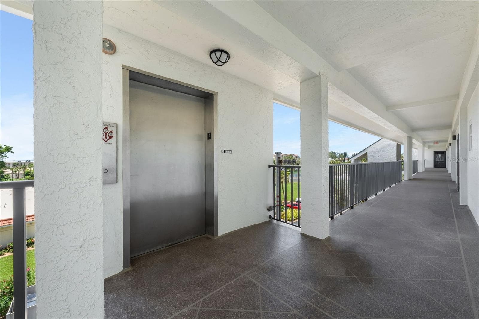 ELEVATOR - 4800 GULF OF MEXICO DR #PH 3, LONGBOAT KEY