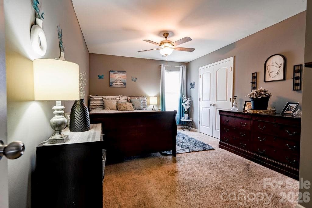 Single Family Residence at 3219 Pikes Peak Drive, Gastonia, photo 40 of 48