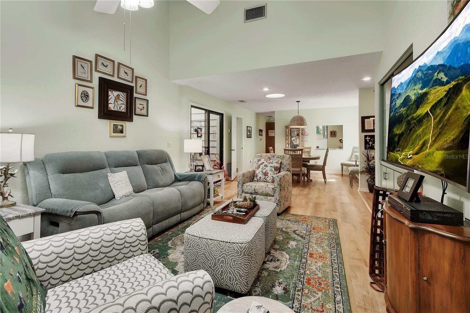 Condominium at 904 VILLAGE GREEN RD #3, DELAND, photo 4 of 29