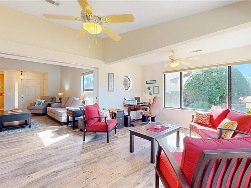 Looking back to the front door - 118 COVENTRY LN, HAINES CITY