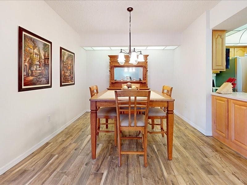 Nice large dining space - 118 COVENTRY LN, HAINES CITY