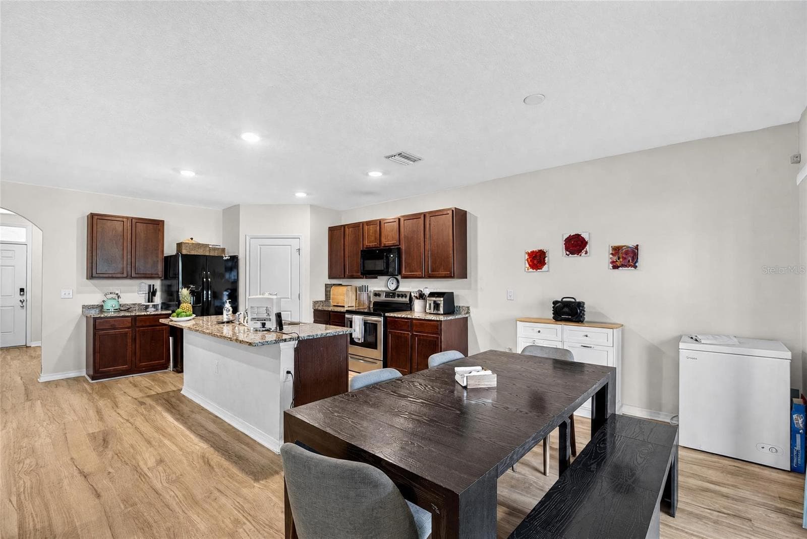 Kitchen - 8219 BILSTON VILLAGE LN, GIBSONTON