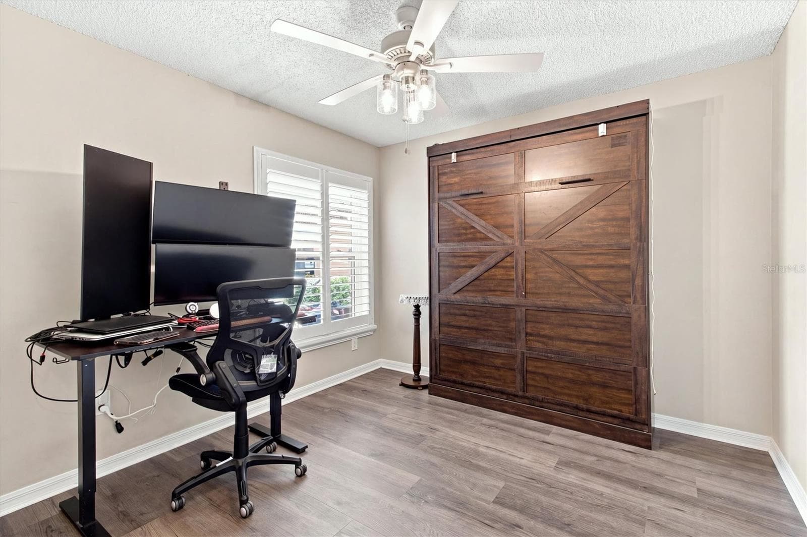 Villa at 1339 LAJOLLA CIR, THE VILLAGES, photo 8 of 31
