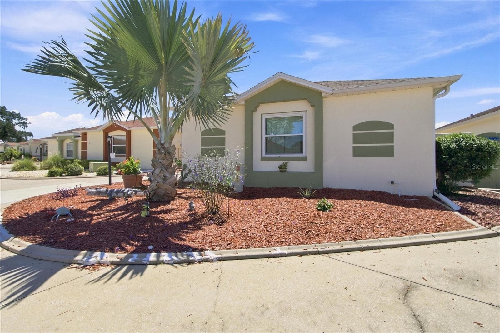 Villa at 1339 LAJOLLA CIR, THE VILLAGES, photo 24 of 31