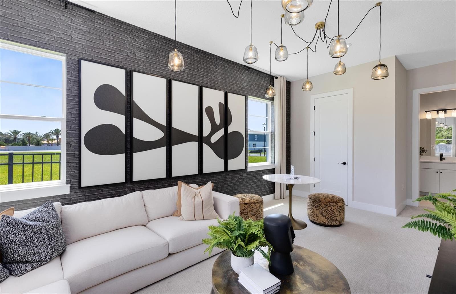 Actual home photo. Colors, finishes, textures and options may appear differently in person due to variations in monitors and viewing devices. - 16920 LONE OAK CIRCLE, ORLANDO