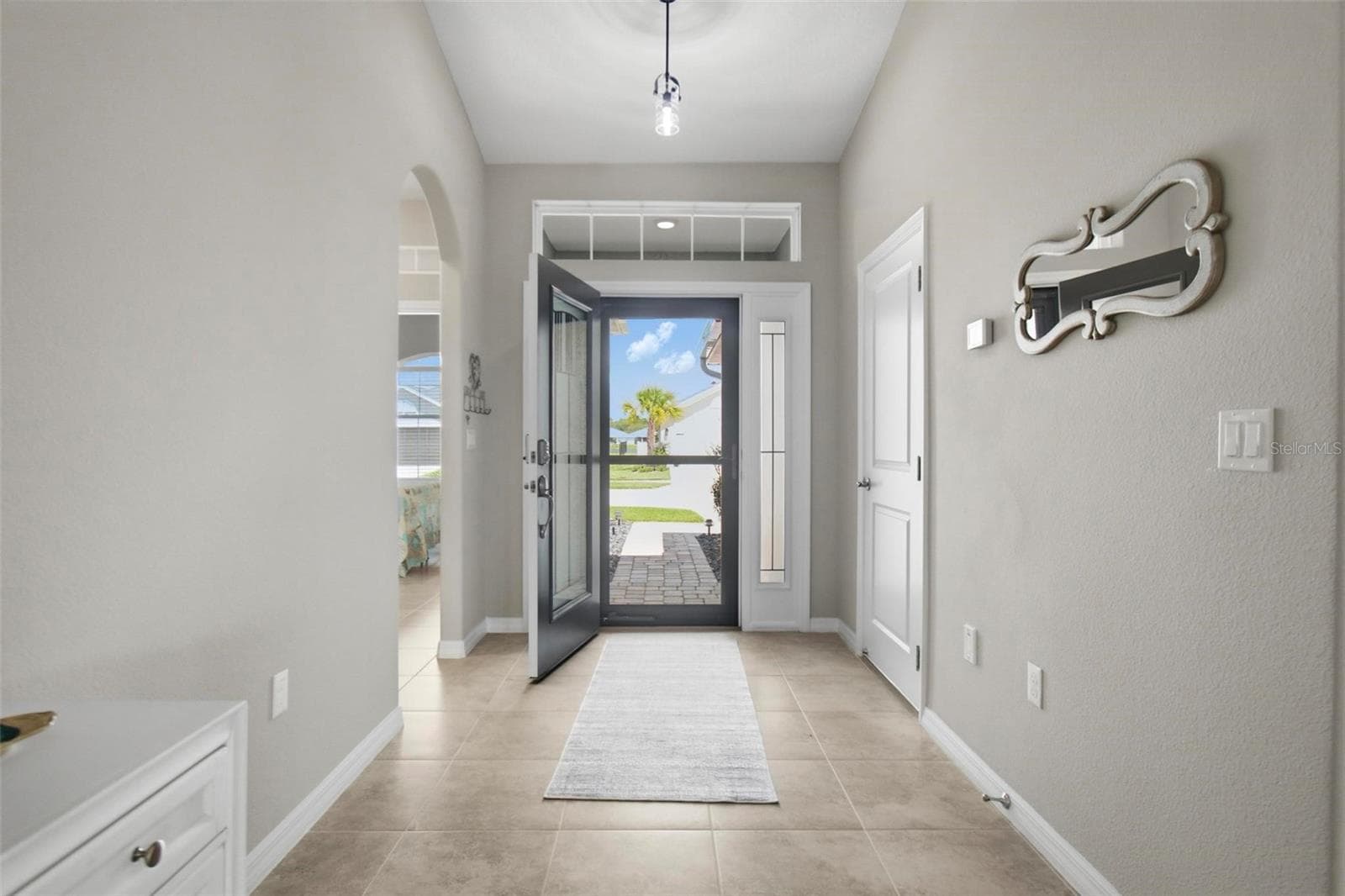 Entry way looking at front door - 7 TIDEWAY TRL, PALM COAST