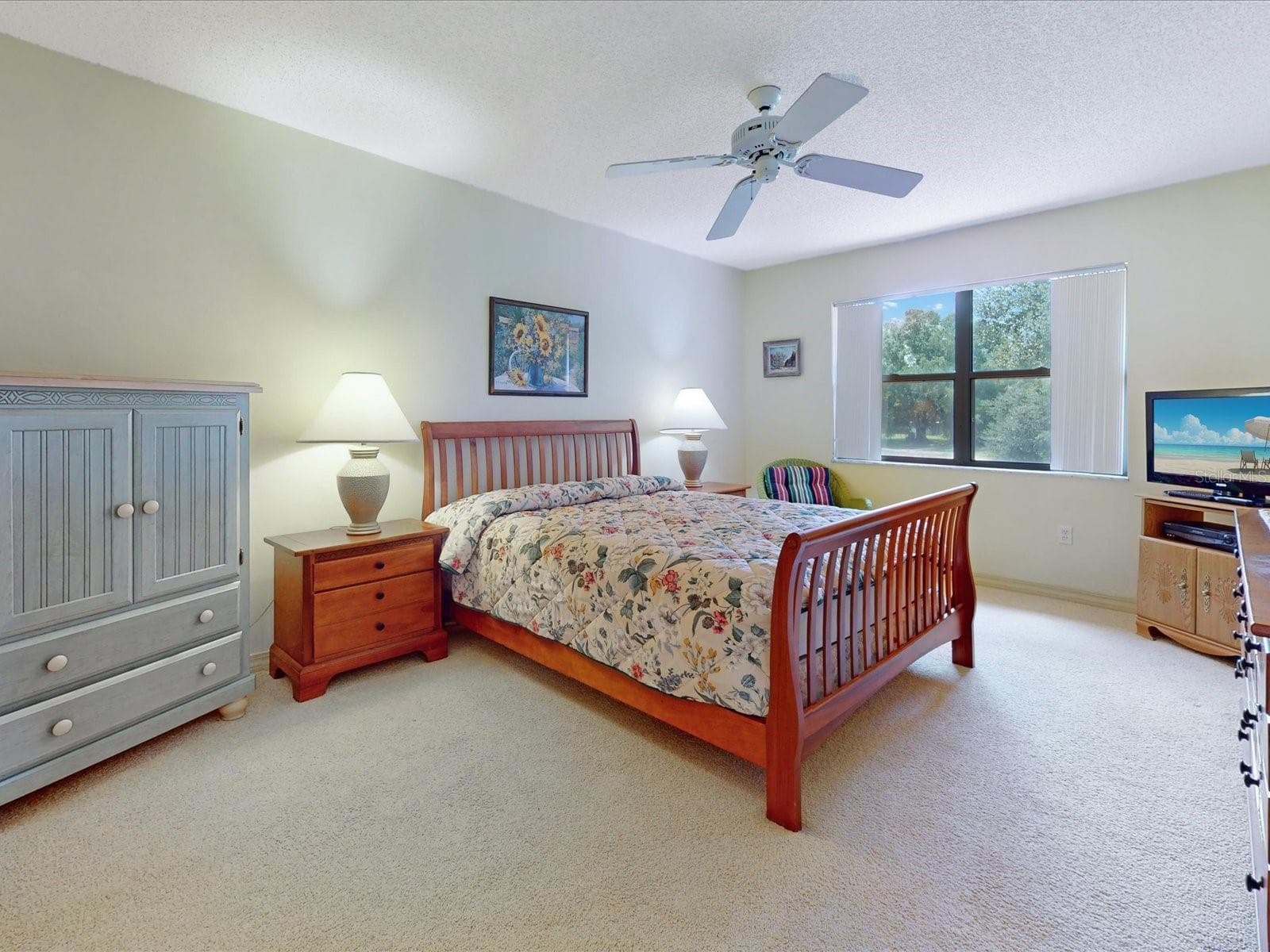 First look into the second primary room - 105 COVENTRY LN, HAINES CITY
