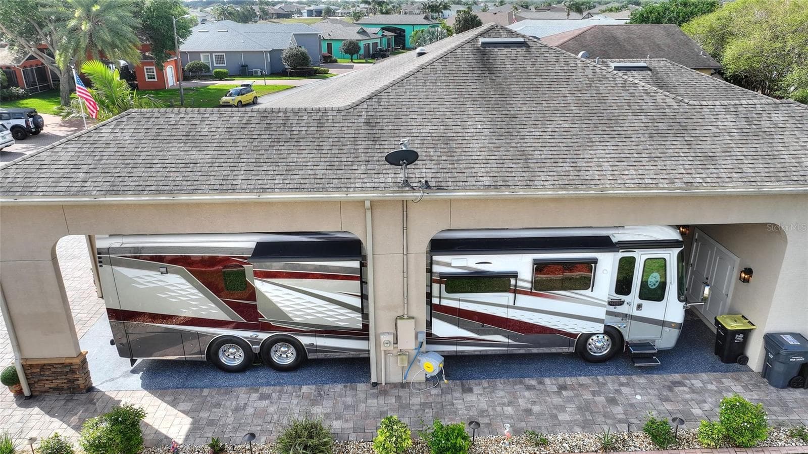 Single Family Residence at 416 MOTORCOACH DR S, POLK CITY, photo 4 of 75