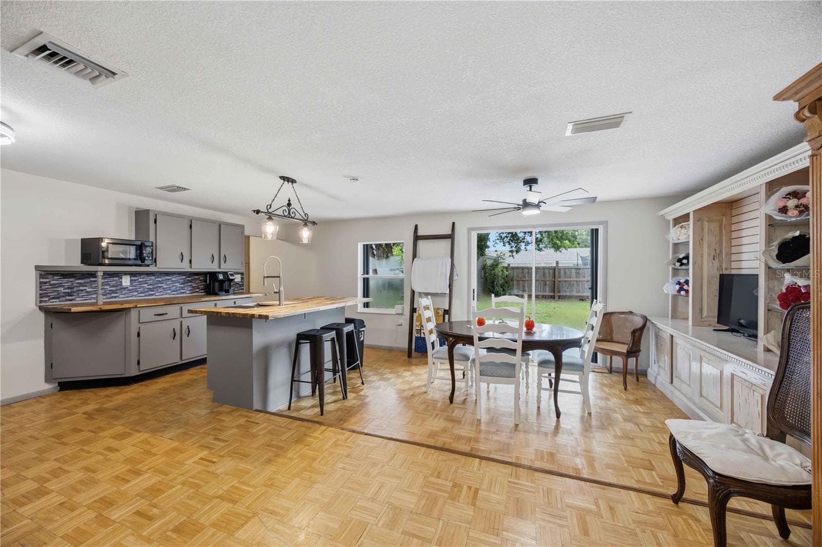Single Family Residence at 21298 MIDWAY BLVD, PORT CHARLOTTE, photo 7 of 50