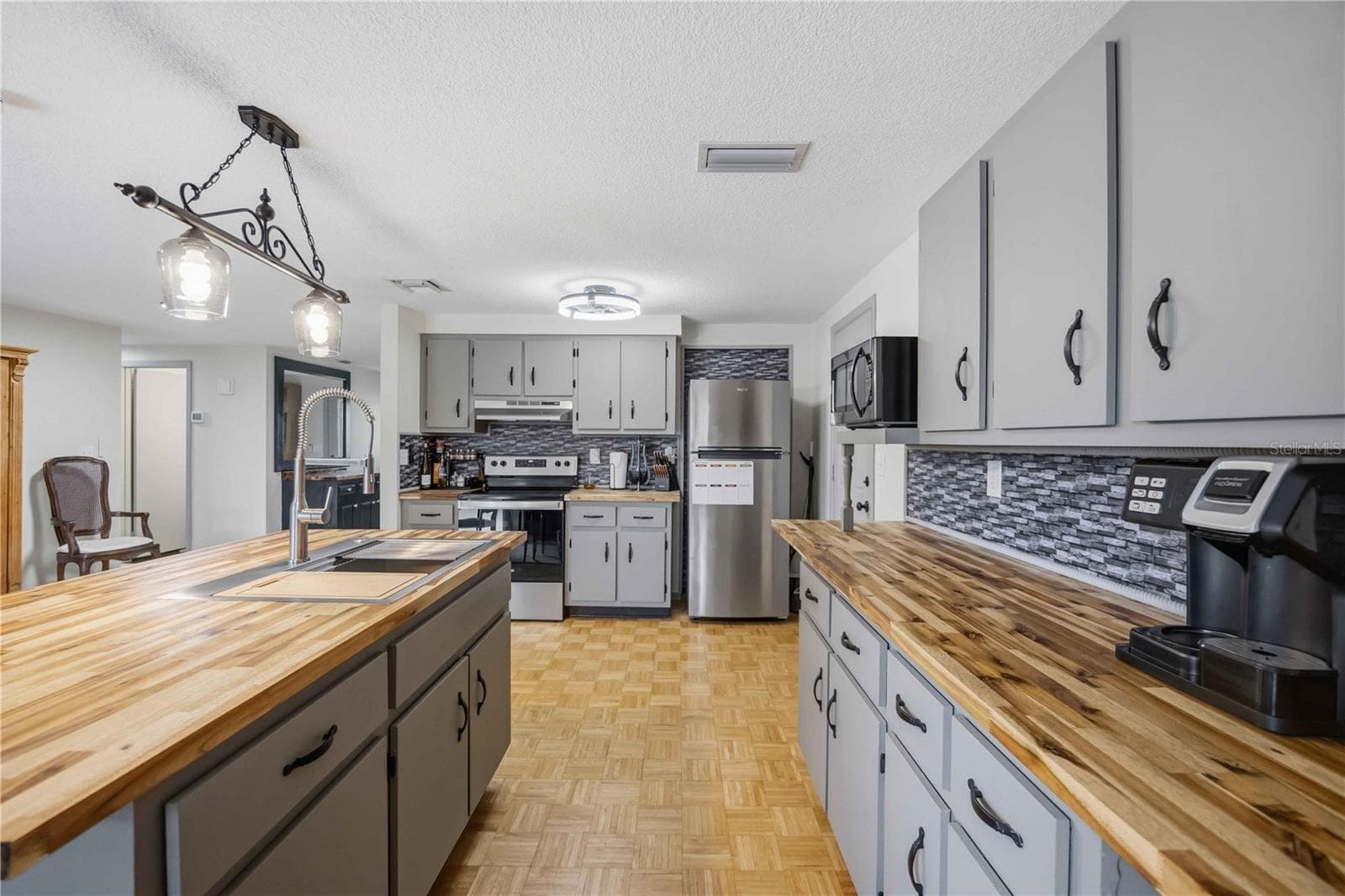 Single Family Residence at 21298 MIDWAY BLVD, PORT CHARLOTTE, photo 11 of 50