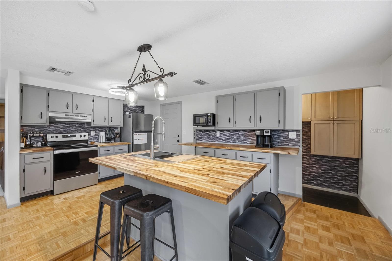 Single Family Residence at 21298 MIDWAY BLVD, PORT CHARLOTTE, photo 12 of 50