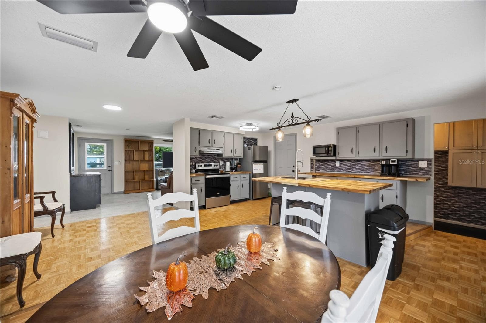 Single Family Residence at 21298 MIDWAY BLVD, PORT CHARLOTTE, photo 17 of 50