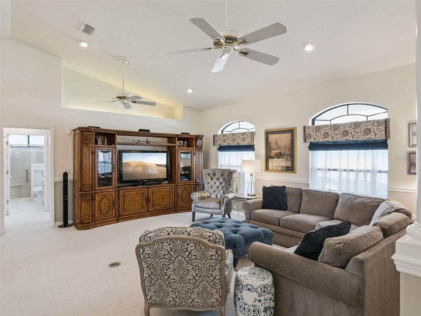 Single Family Residence at 21824 TARTAN ST, LEESBURG, photo 5 of 62