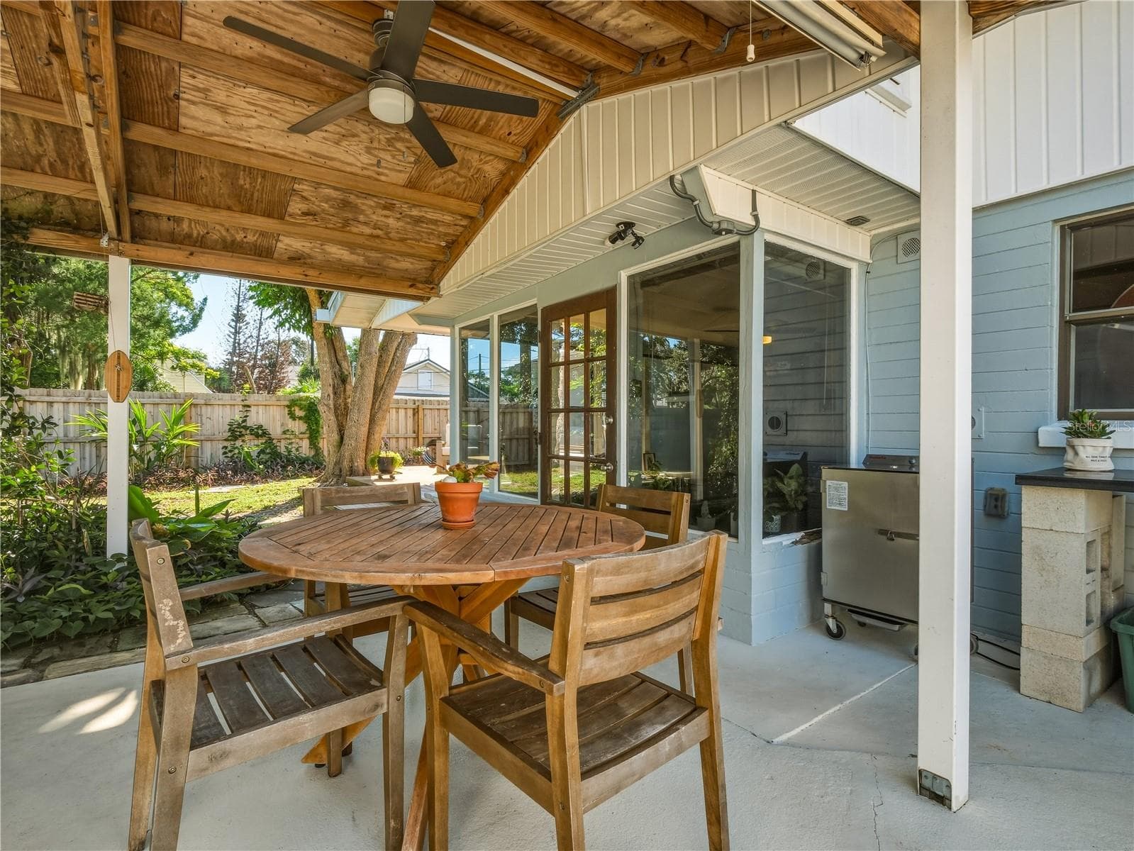 Single Family Residence at 125 DIXWOOD AVE, EDGEWATER, photo 10 of 54