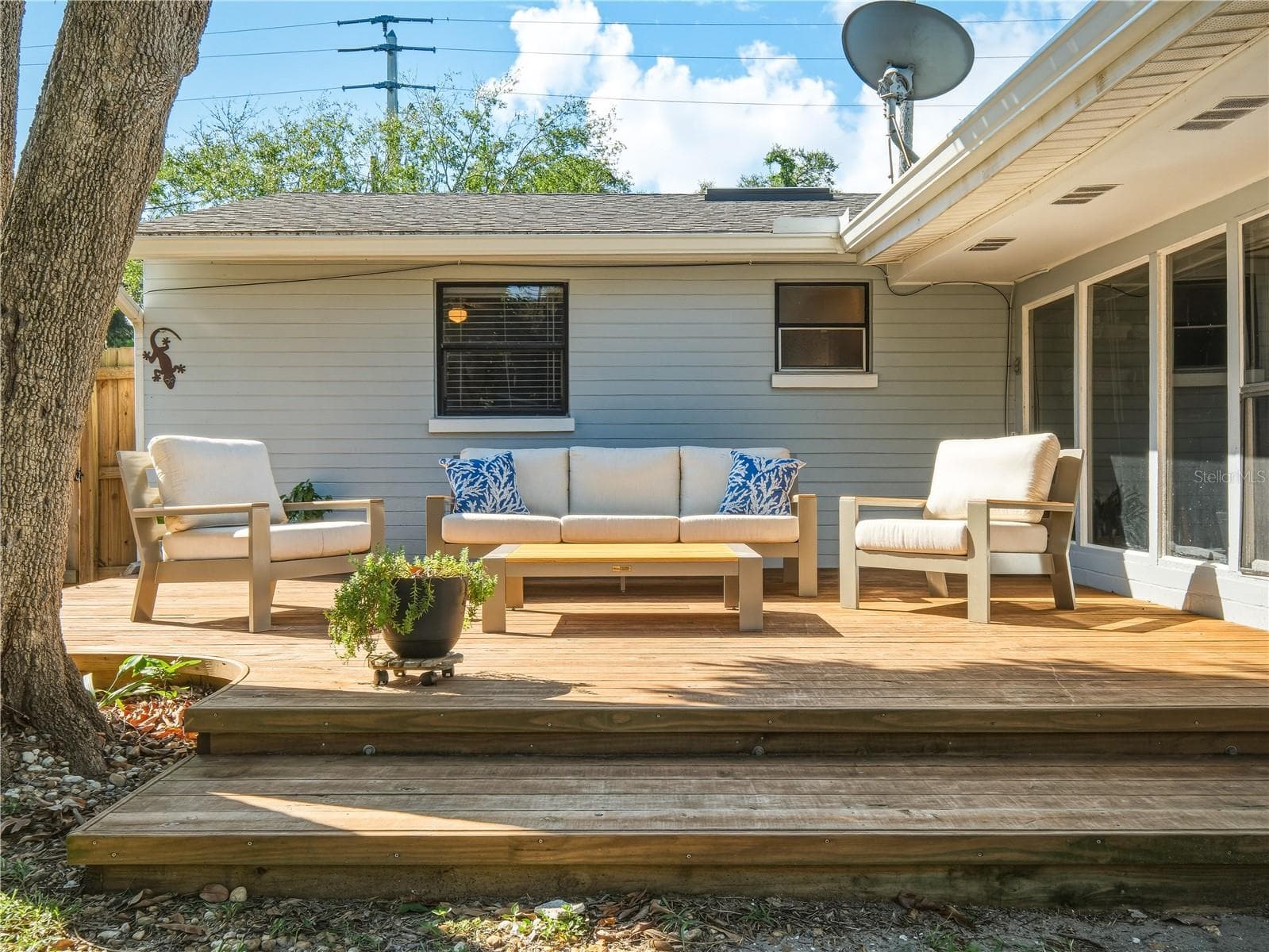 Single Family Residence at 125 DIXWOOD AVE, EDGEWATER, photo 11 of 54