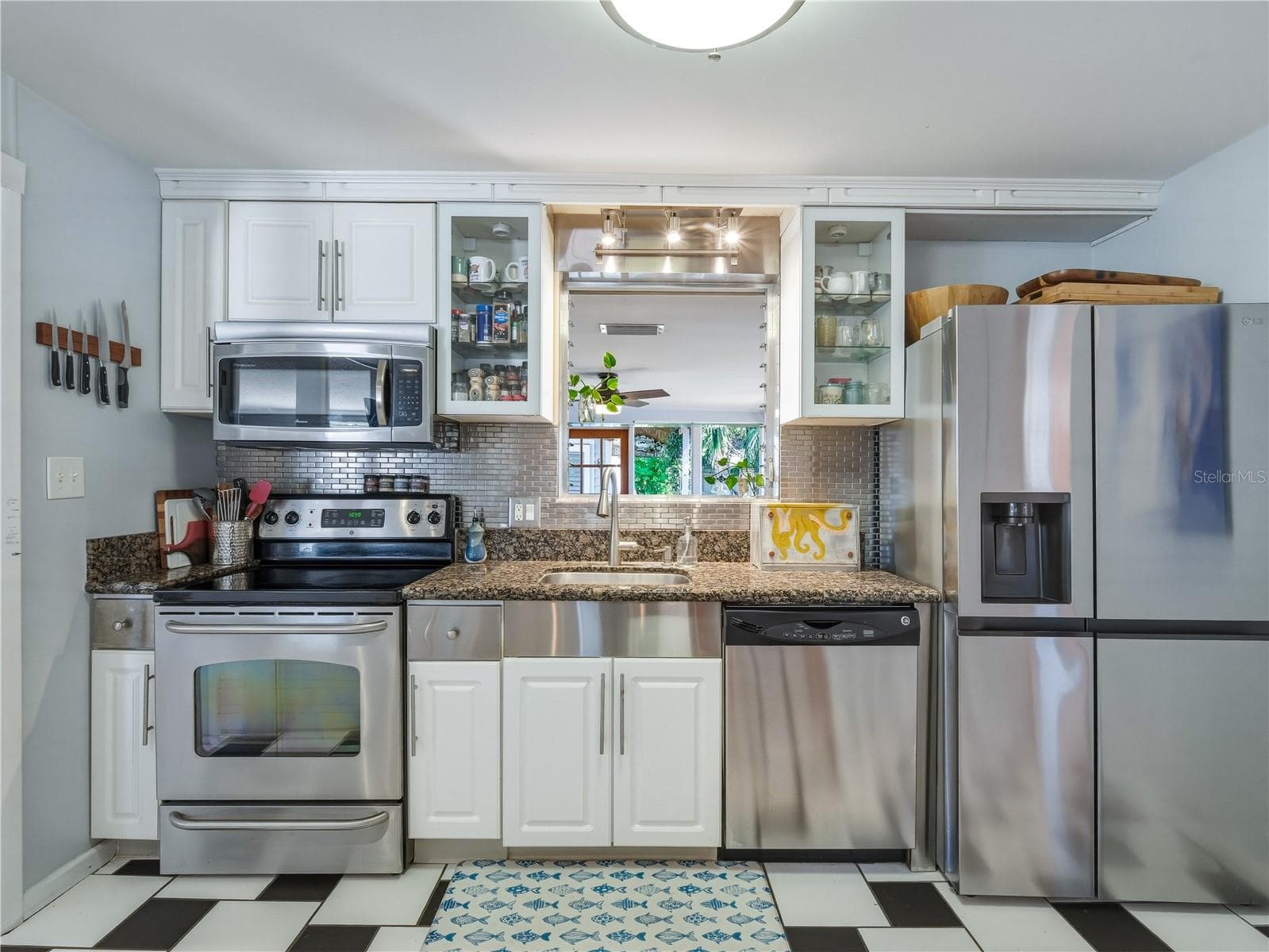 Single Family Residence at 125 DIXWOOD AVE, EDGEWATER, photo 14 of 54