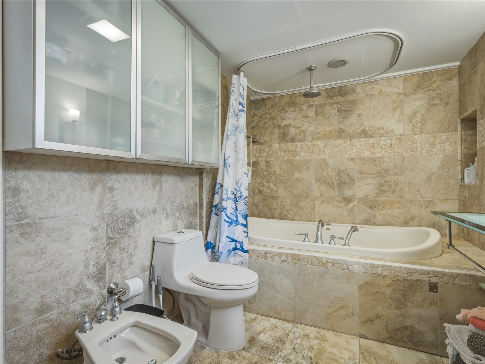 Single Family Residence at 125 DIXWOOD AVE, EDGEWATER, photo 23 of 54