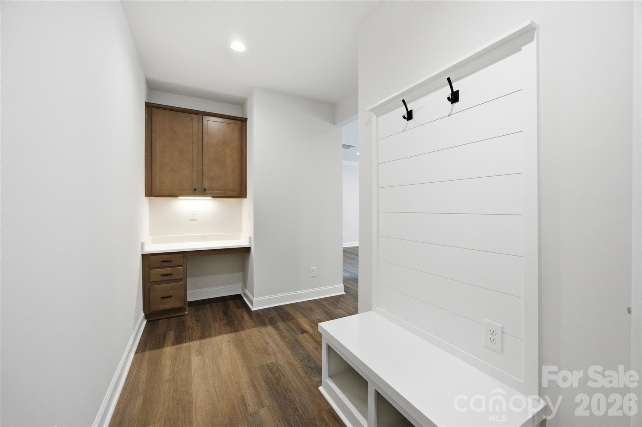 Single Family Residence at 4267 Dashley Circle, Catawba, photo 11 of 22