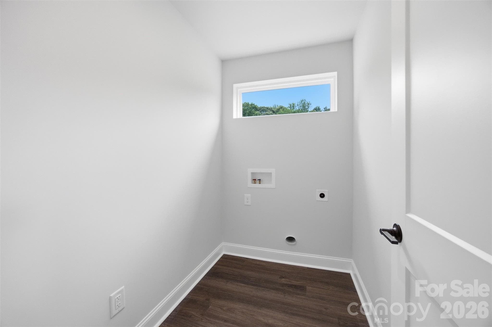 Single Family Residence at 4267 Dashley Circle, Catawba, photo 12 of 22