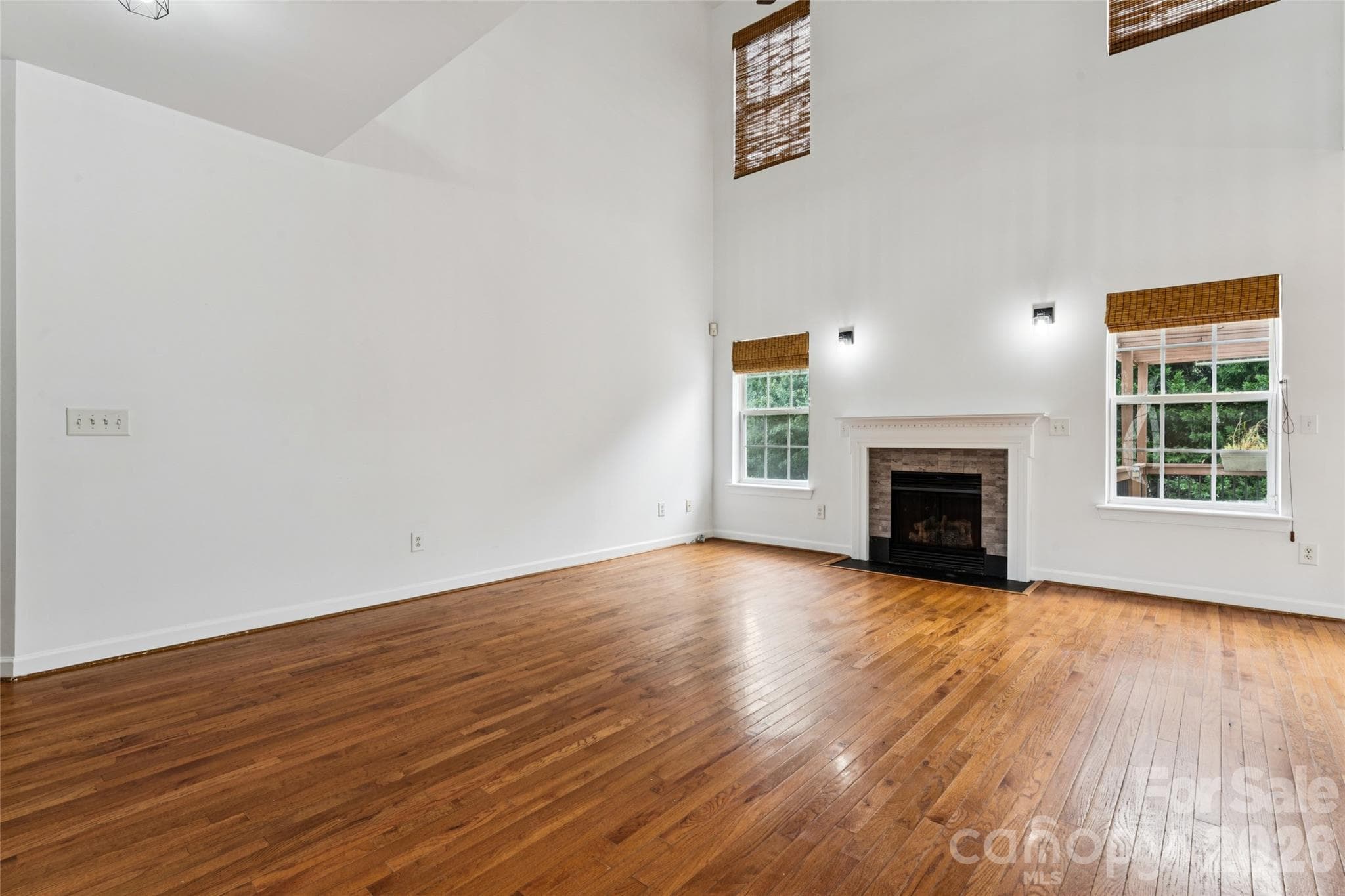 2 story Living room - 104 Planters Drive, Statesville