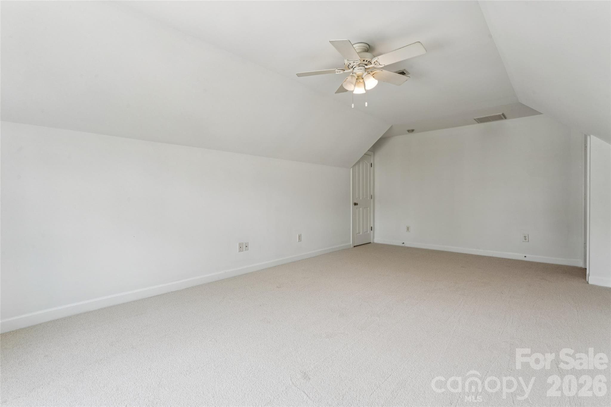 6th Bed/Bonus with large Walkin closet - 104 Planters Drive, Statesville