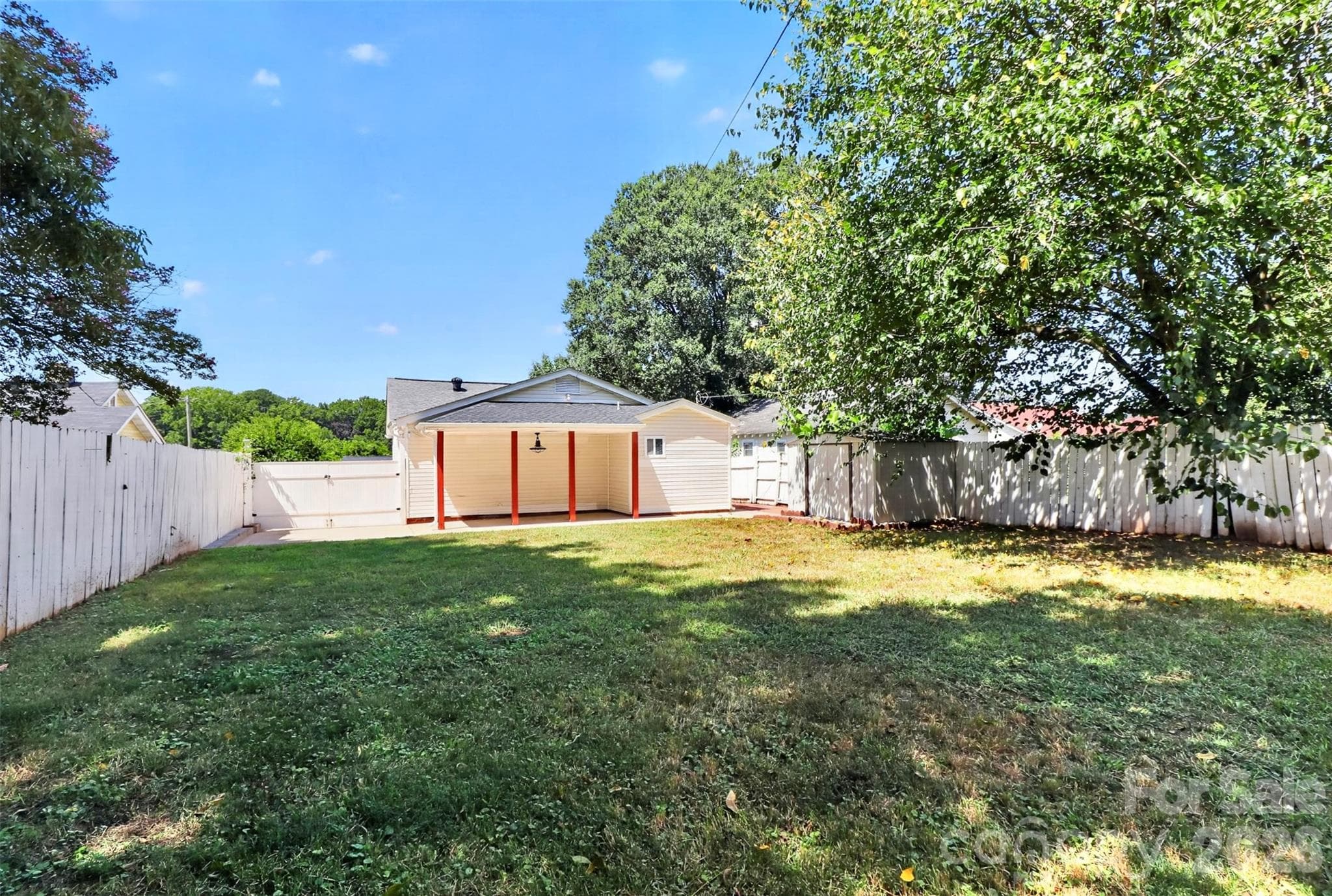Single Family Residence at 1142 Eisenhower Road, Rock Hill, photo 32 of 33