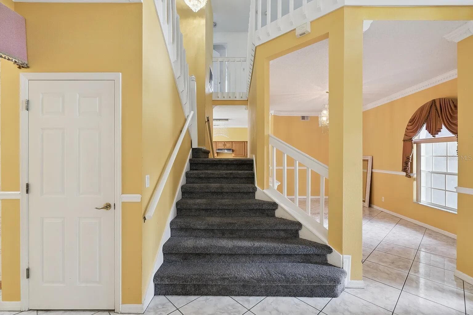 Single Family Residence at 6415 ABBEYDALE CT, ORLANDO, photo 9 of 53