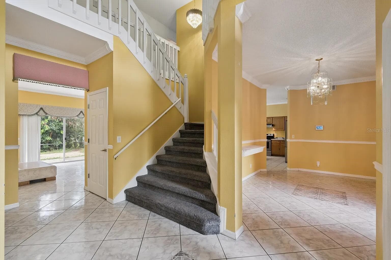 Single Family Residence at 6415 ABBEYDALE CT, ORLANDO, photo 12 of 53
