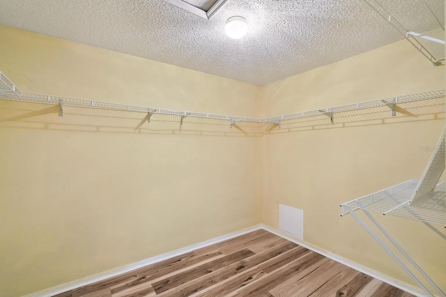 Single Family Residence at 6415 ABBEYDALE CT, ORLANDO, photo 21 of 53