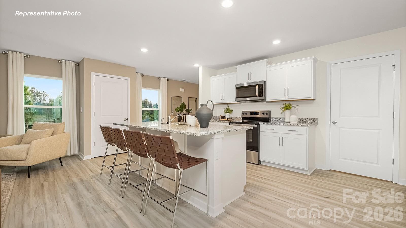 Single Family Residence at 544 N Sparkleberry Street, Chester, photo 4 of 28