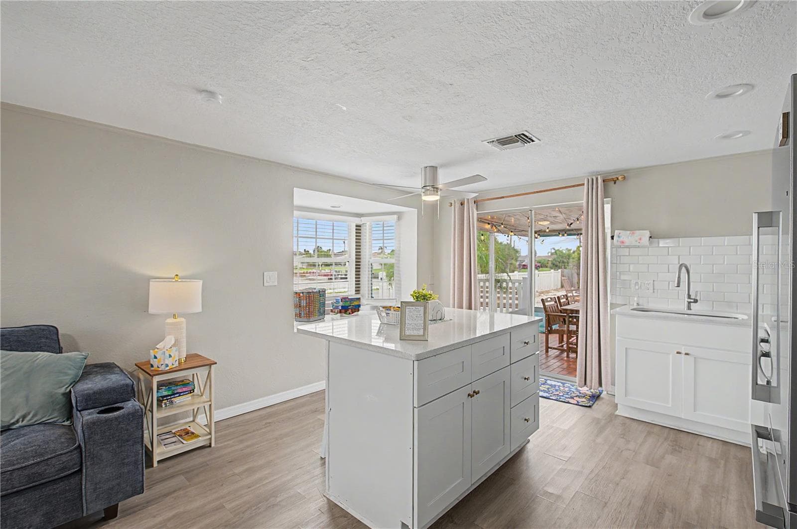 Single Family Residence at 13725 MATTIX AVE, HUDSON, photo 11 of 48