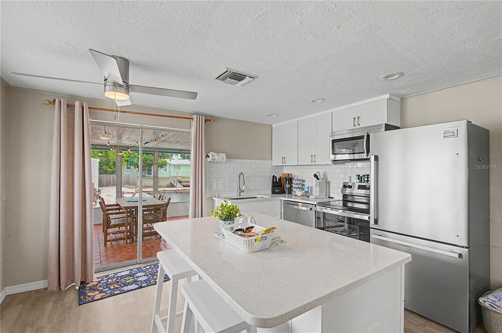 Single Family Residence at 13725 MATTIX AVE, HUDSON, photo 13 of 48