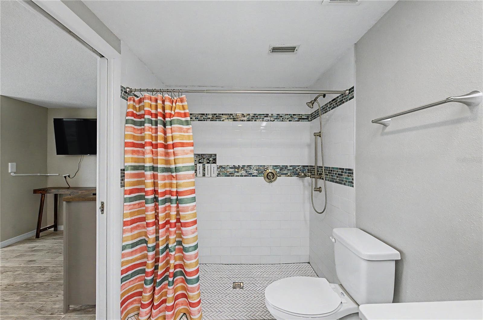 Single Family Residence at 13725 MATTIX AVE, HUDSON, photo 26 of 48