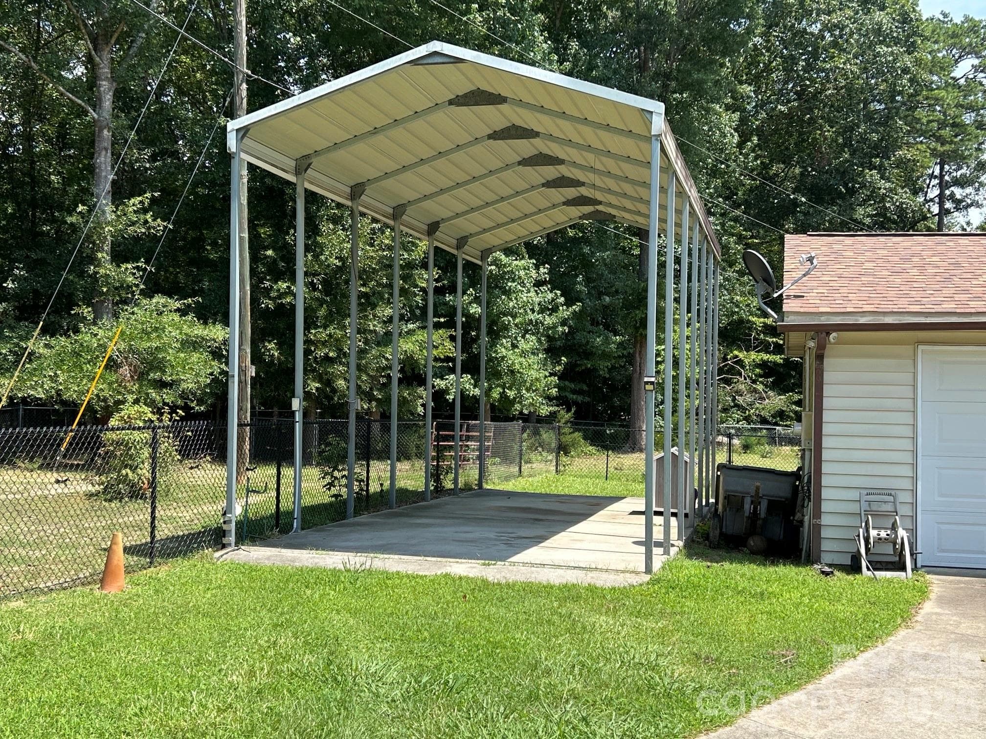 Single Family Residence at 2323 Cherry Road, Catawba, photo 7 of 35