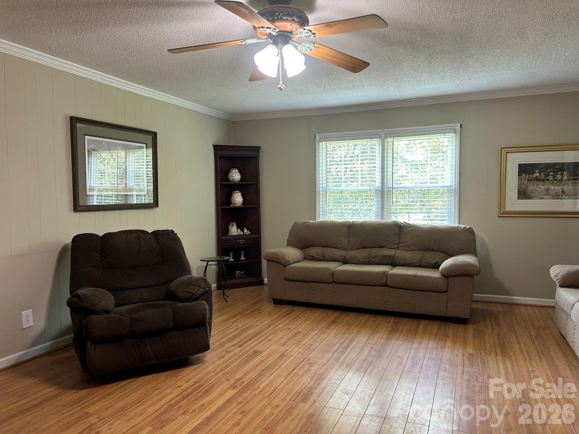 lLIVING ROM - 2323 Cherry Road, Catawba