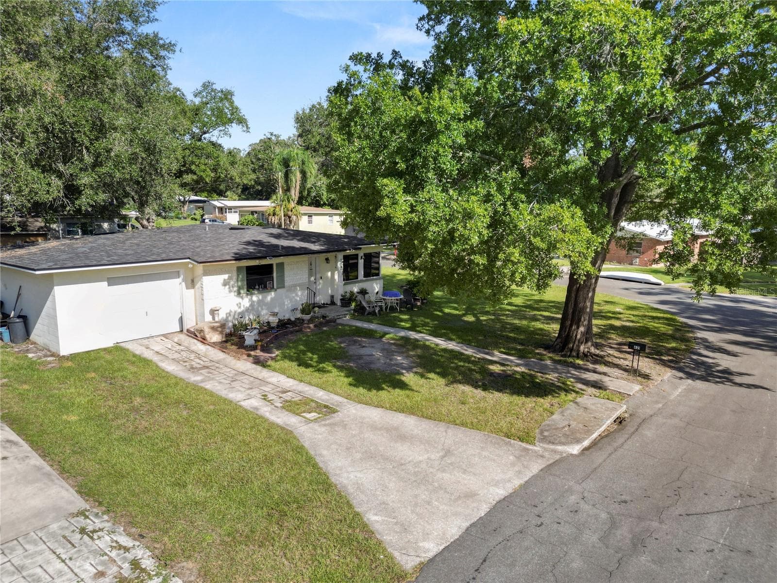 Single Family Residence at 621 HILLSIDE DR, LAKELAND, photo 6 of 30