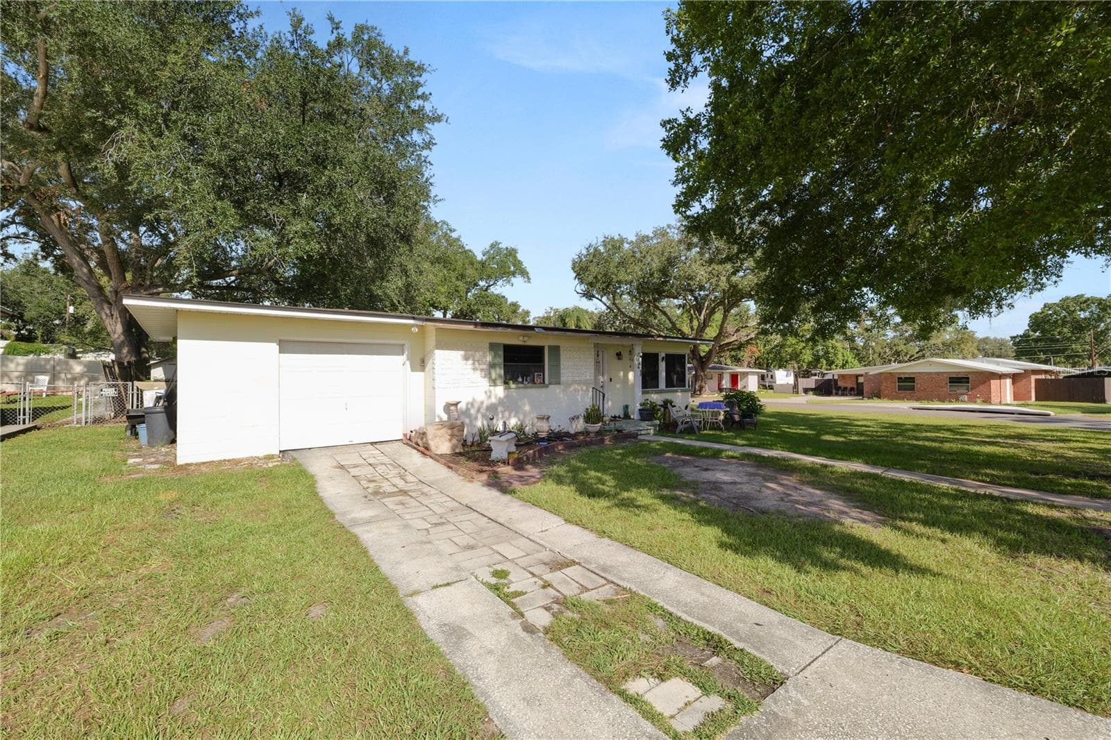Single Family Residence at 621 HILLSIDE DR, LAKELAND, photo 7 of 30