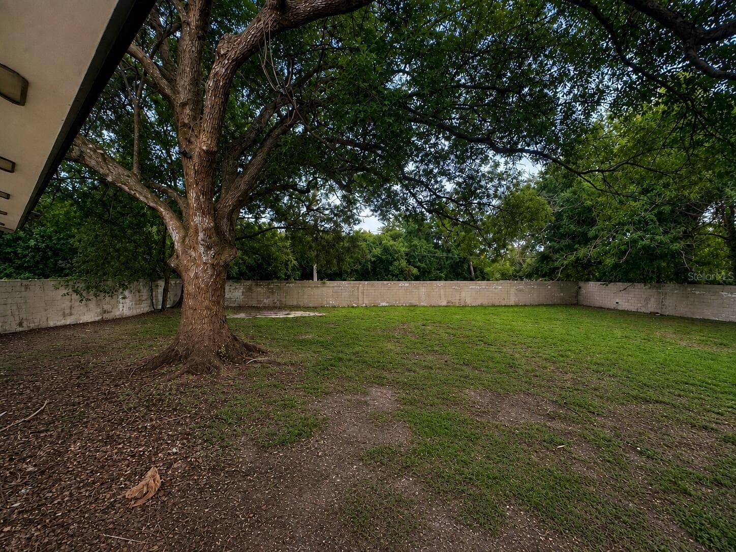 Single Family Residence at 2310 W LISA CT, SANFORD, photo 4 of 27