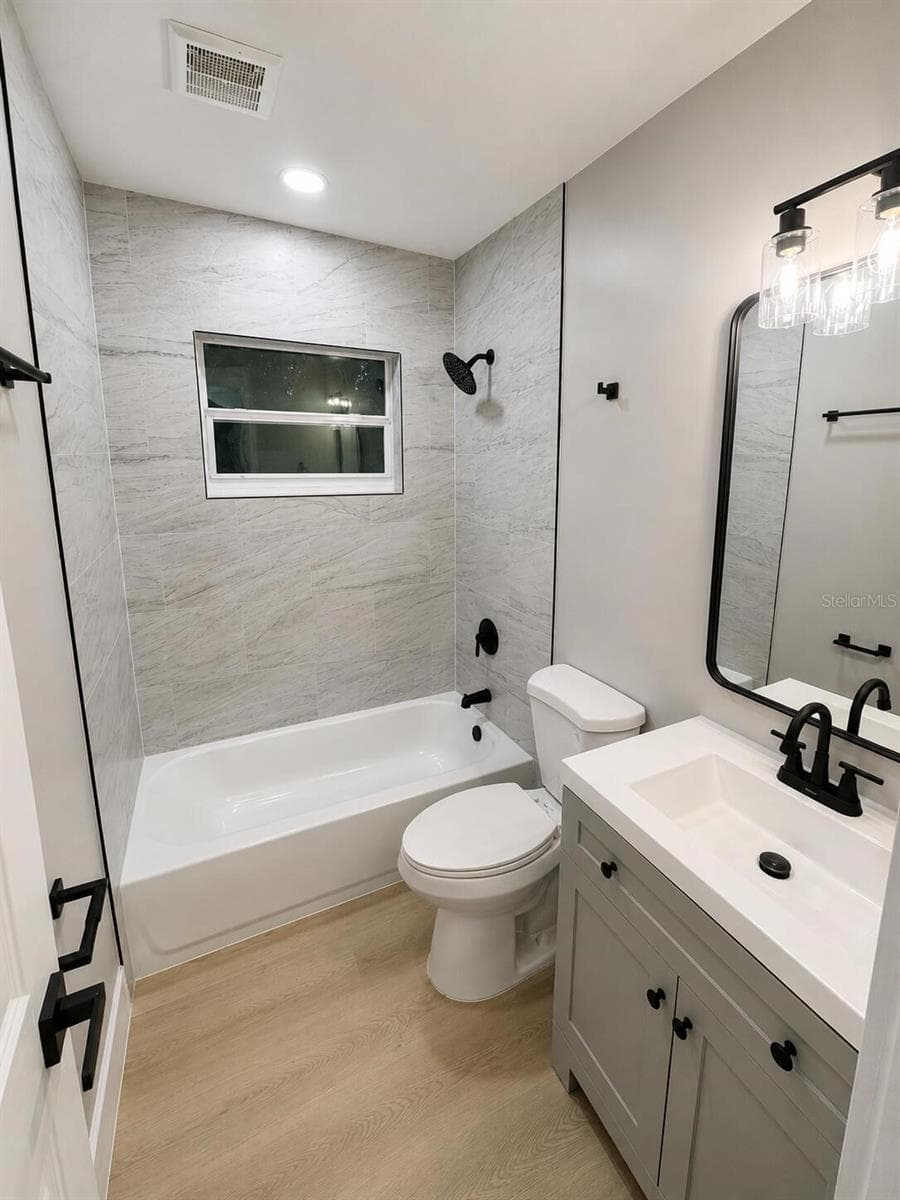 Single Family Residence at 2310 W LISA CT, SANFORD, photo 20 of 27